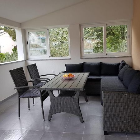 Ferienwohnung Relax Zone III Malinska Exterior foto