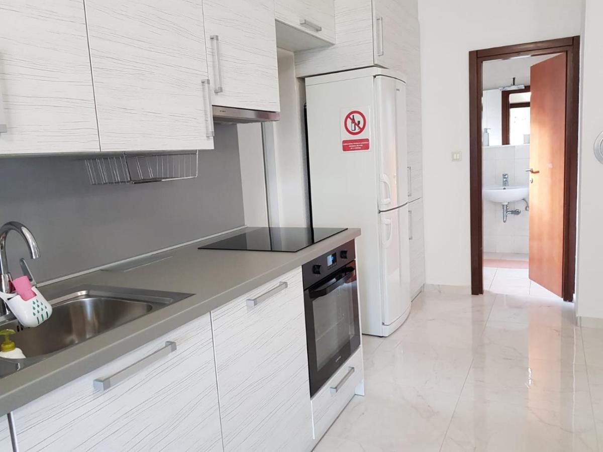 Ferienwohnung Relax Zone III Malinska Exterior foto
